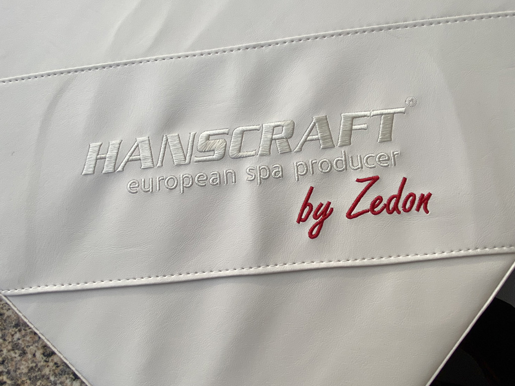 Jakuzzi_Tető_Egyedi